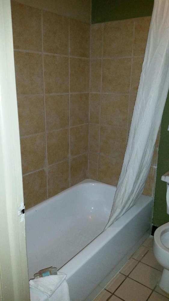 Super 8 By Wyndham Denver Central מראה חיצוני תמונה